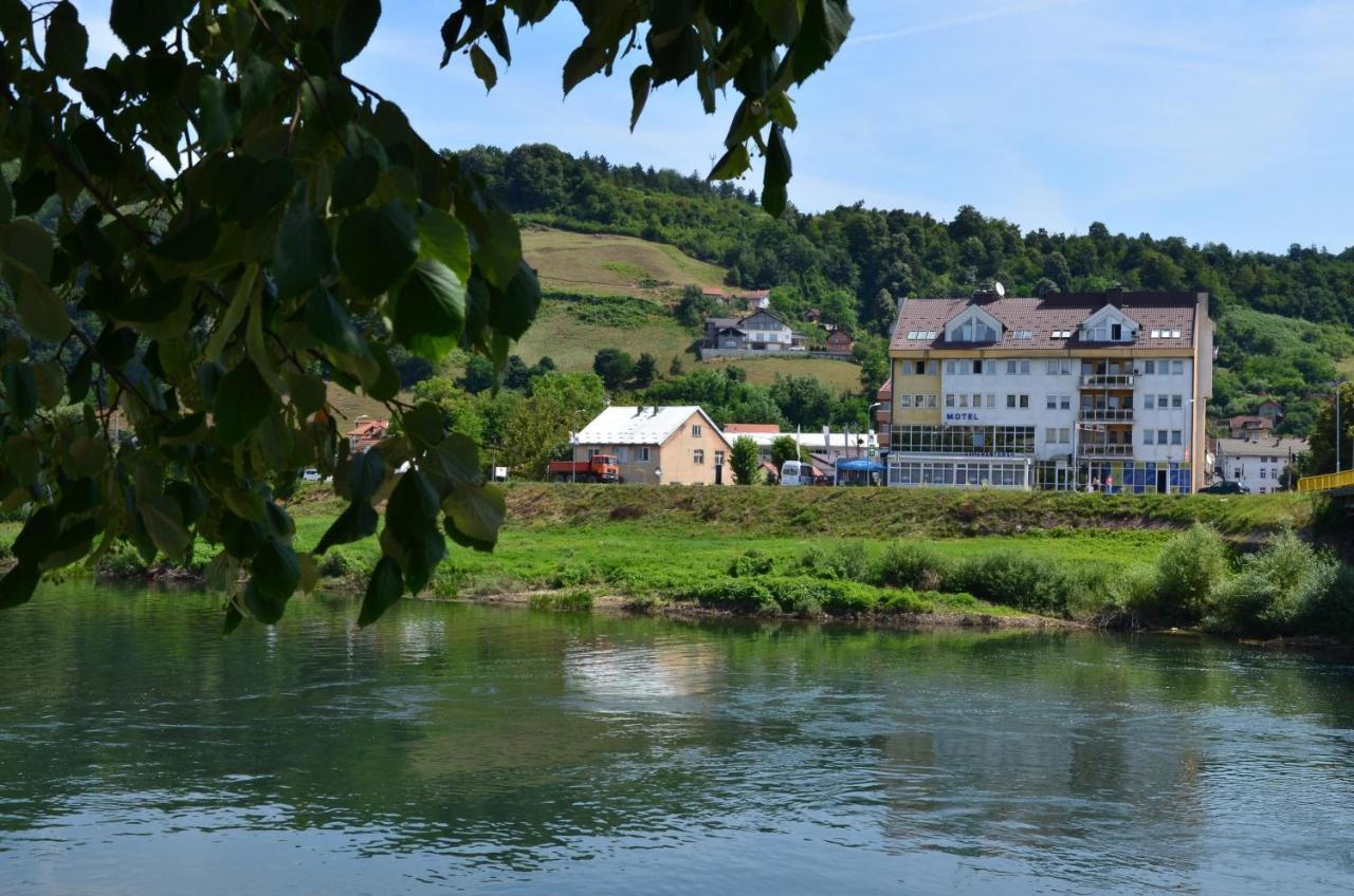 Motel New Sanatron Bosanski Novi Eksteriør billede