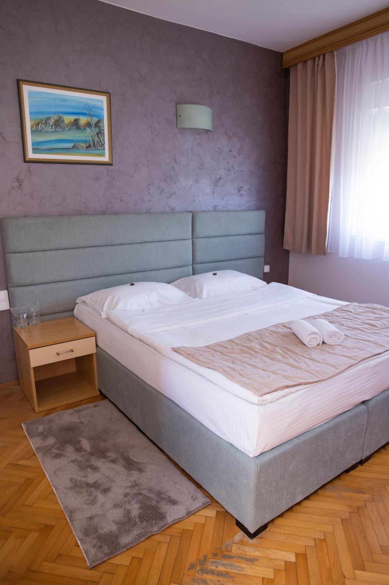 Motel New Sanatron Bosanski Novi Eksteriør billede